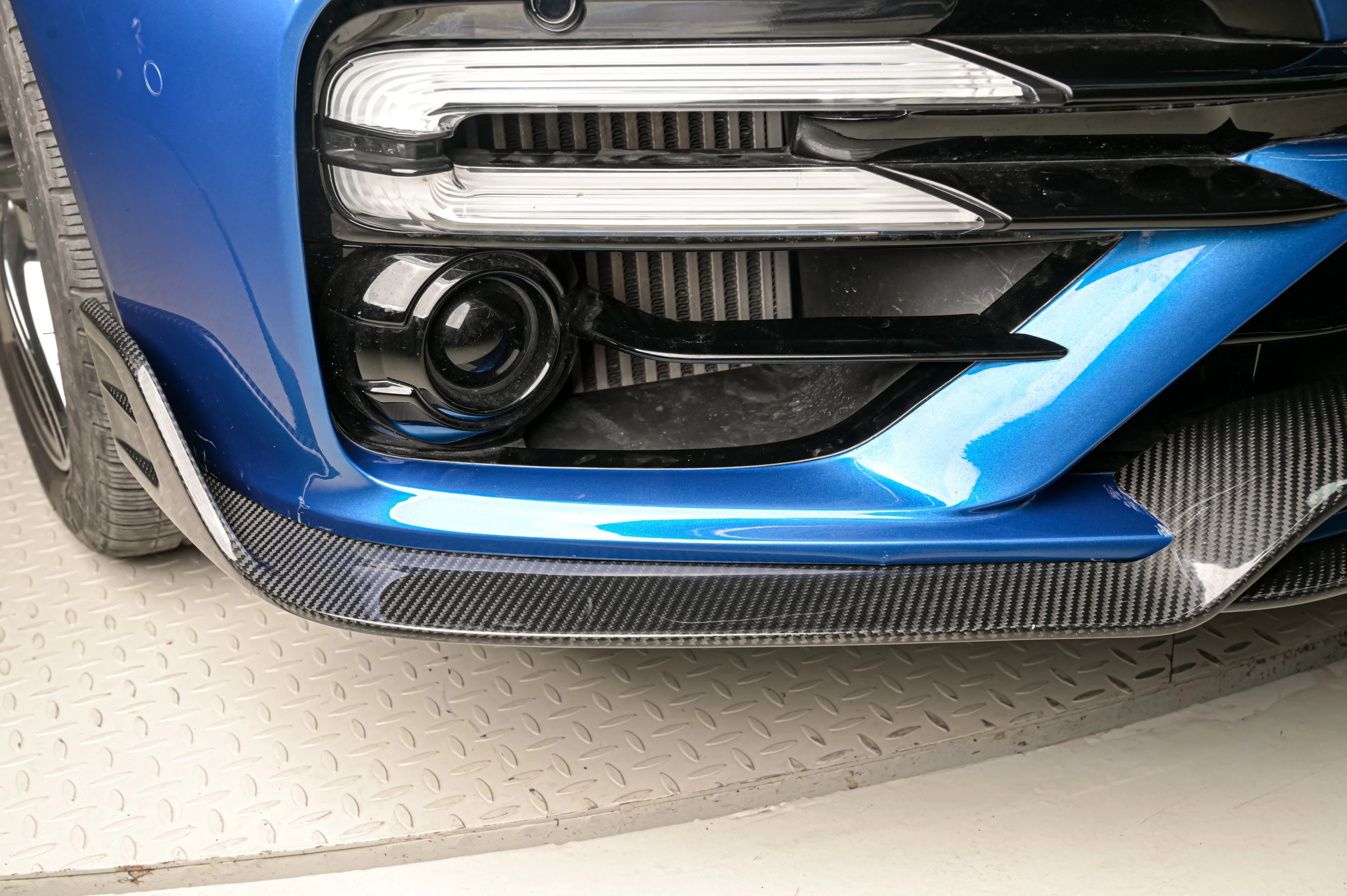 KM Carbon Fiber Front Lip Car Accessories for  971 Turbo S Kburning  Front Bumper Kits in KDA Style
